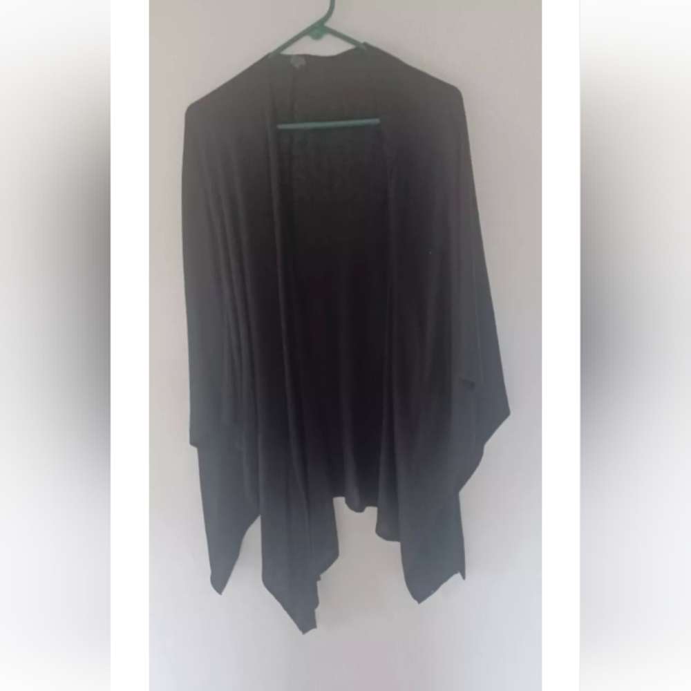 Black 2x Cape/Shawl. Lightweight